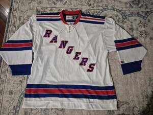 💥 VINTAGE CCM New York Rangers NHL Hockey Jersey Men Size XL White D2
